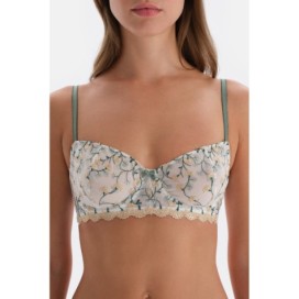 Soutien-Gorge a Armatures Non Rembourre Avec Broderie