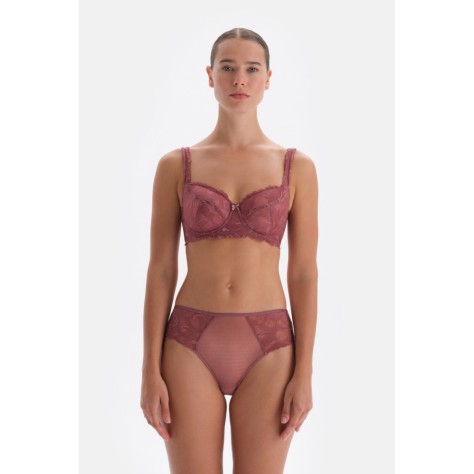 Slip Avec Dentelle Et Detail