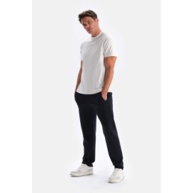 Pantalon Detaille Boutons Et