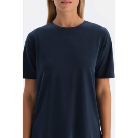 T-Shirt En Cupro a Manches Courtes Avec Detail De Coutures Au