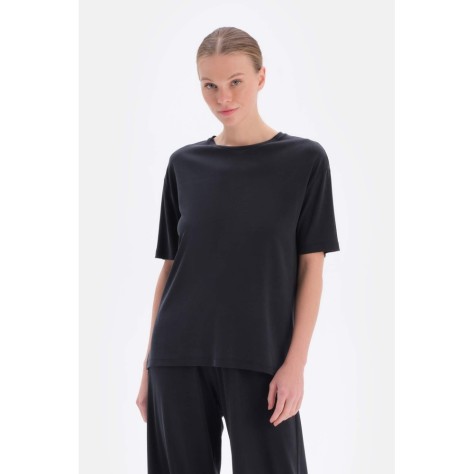 T-Shirt En Cupro a Manches Courtes Avec Detail De Coutures Au