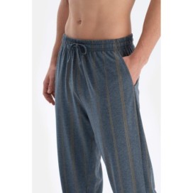 Ensemble De Pyjama Raye a Manches Courtes Et Col