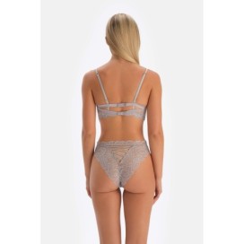 Soutien-Gorge a Armatures Non Rembourre Detaille En Dentelle Et