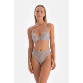 Soutien-Gorge a Armatures Non Rembourre Detaille En Dentelle Et