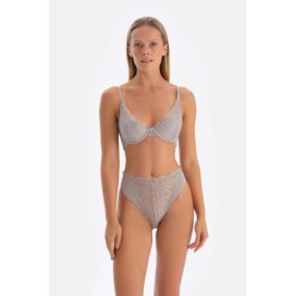 Soutien-Gorge a Armatures Non Rembourre Detaille En Dentelle Et