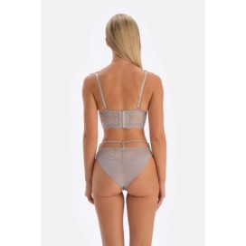 Culotte Bresilienne Detaillee En