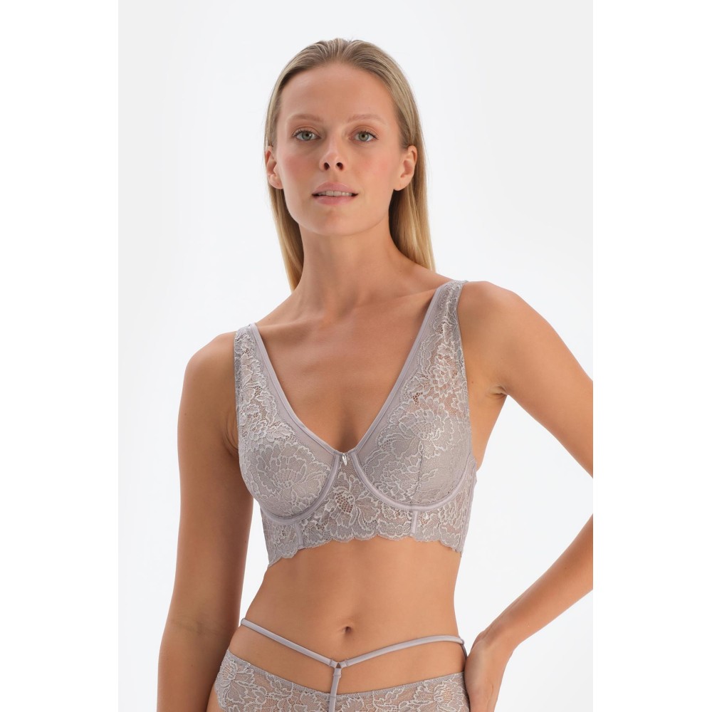 Soutien-Gorge Couvert Non Rembourre Detaille En Dentelle Et