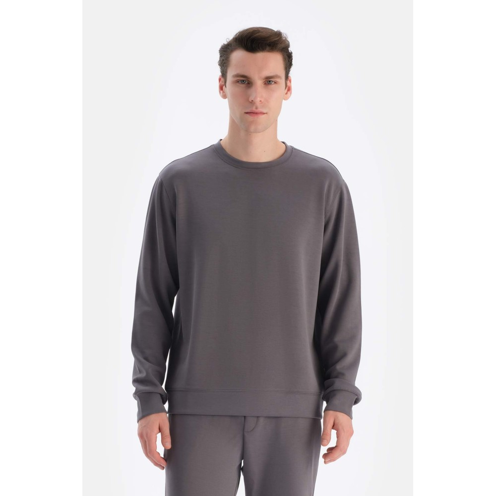 Sweat-Shirt a Manches Longues Et Col