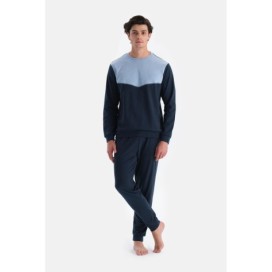 Ensemble Pyjama a Col Rond, Manches Longues Et Pantalon De