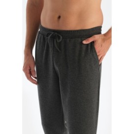 Ensemble Pyjama a Col Rond, Manches Longues Et Pantalon De