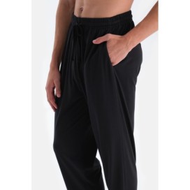 Ensemble Pyjama Chemise Et Pantalon a Manches Longues Et Detail