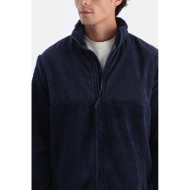 Sweat-Sh_rt En Pola_re Deta_lle En Velours Z_ppe Sur Le