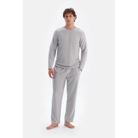 Ensemble Pyjama En Laine a Manches Longues Et Col