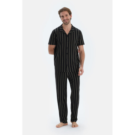 Ensemble De Pyjama Chemise Et Pantalon À Manches Courtes Imprimé Linéaire Homme Noir