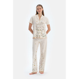 Ensemble Pyjama Chemise Et Pantalon À Motifs Fleurs Femme Ecru