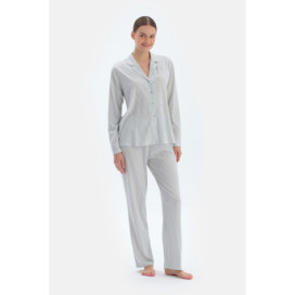 Ensemble Pyjama Chemise Et Pantalon Basiques À Rayures Femme Sauge
