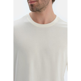 T-Shirt Manches Courtes Col Rond Peigné Modal Peigné Homme Ecru