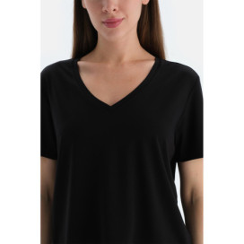 T-Shirt À Manches Courtes Col V Femme Noir