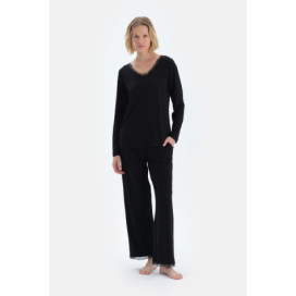 Ensemble De Pyjama T-Shirt À Manches Longues Et Col En V Détaillé En Dentelle Femme Noir